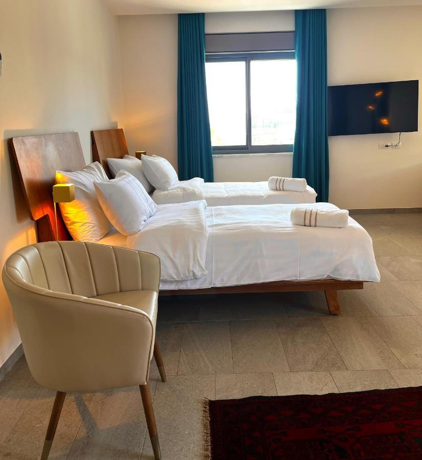 Dar Al Mauge Boutique Hotel With Outdoor Pool Bethlehem Ngoại thất bức ảnh
